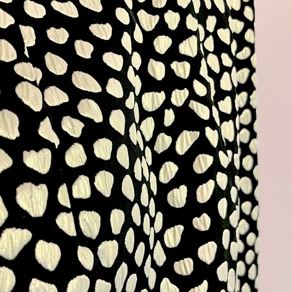 NWT. J. Crew Black with Gold Metallic Jacquard Satin Lined Skirt - Picture 13 of 14